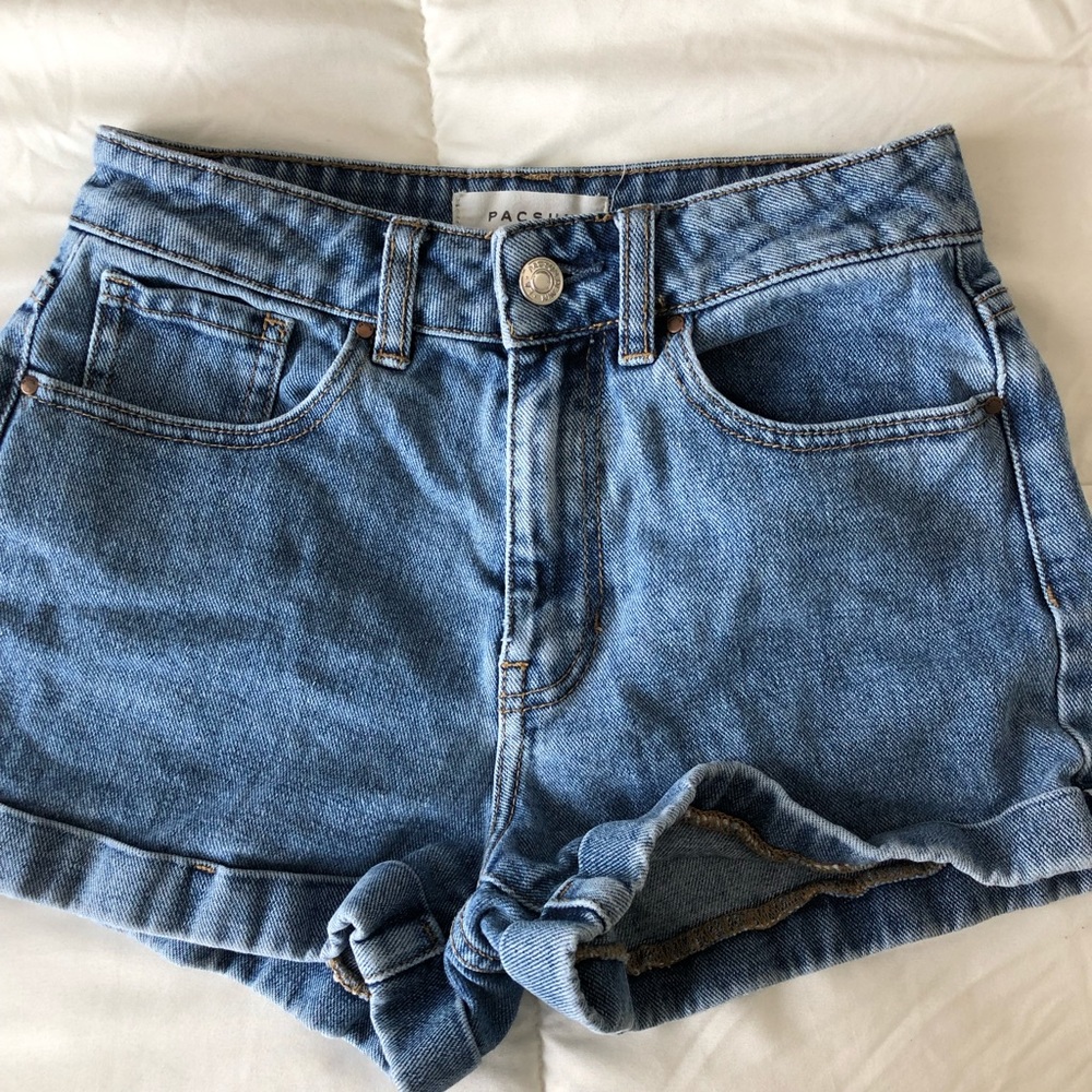 Pacsun mom shorts size 23
